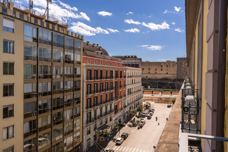 Exterior & Views 2, Le Angioine Rooms, Napoli