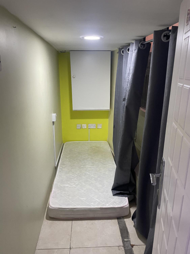 Others 5, Capsule Partition at Elite Space, Dubai