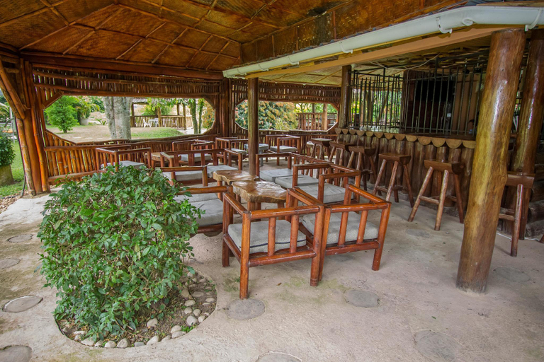 Food & Drinks 3, Tuzza Hotel, Igara