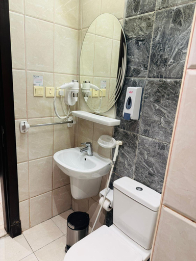 Bathroom 5, Alzaer Almutamyez Ajyad, Makkah