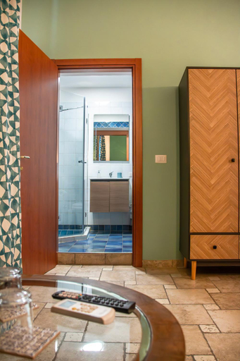 Bathroom 4, B&B Epochè, Napoli