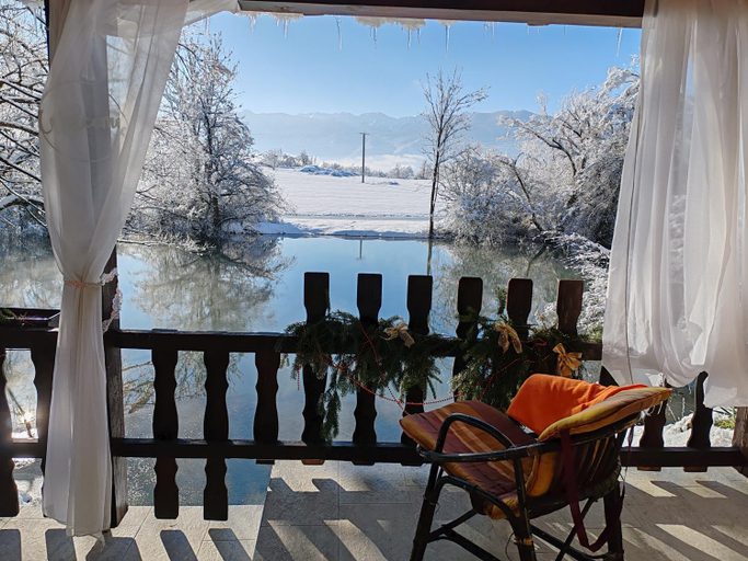 Others 5, River house Golac, Gospić