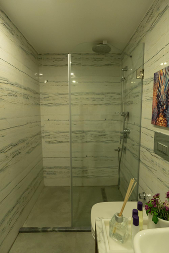 Bathroom 4, Malta Bosphorus Hotel, Beşiktaş