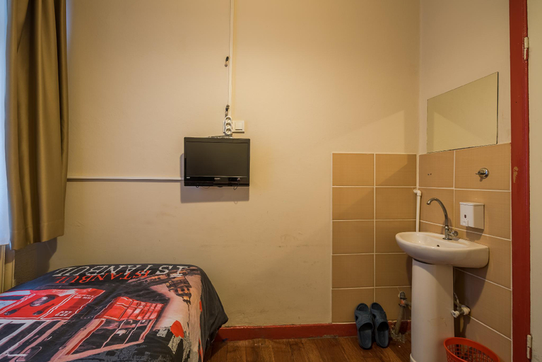 Bathroom 5, Erenler Hostel, Fatih