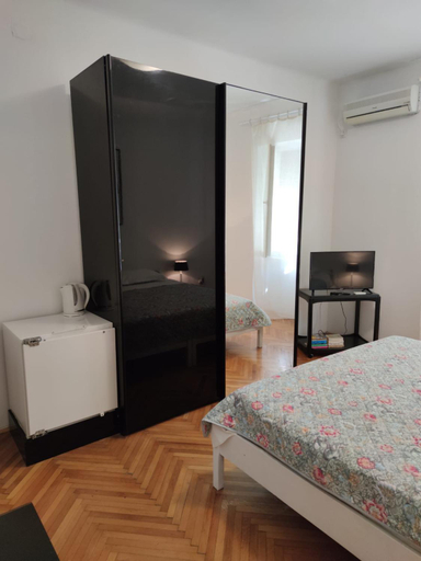 Bedroom 2, Private Accommodation Raspudic, Split