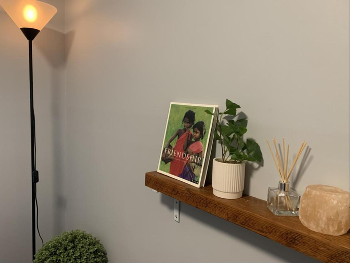 Others 4, Quite, quaint & private guesthouse, sleeps 6, Melbourne