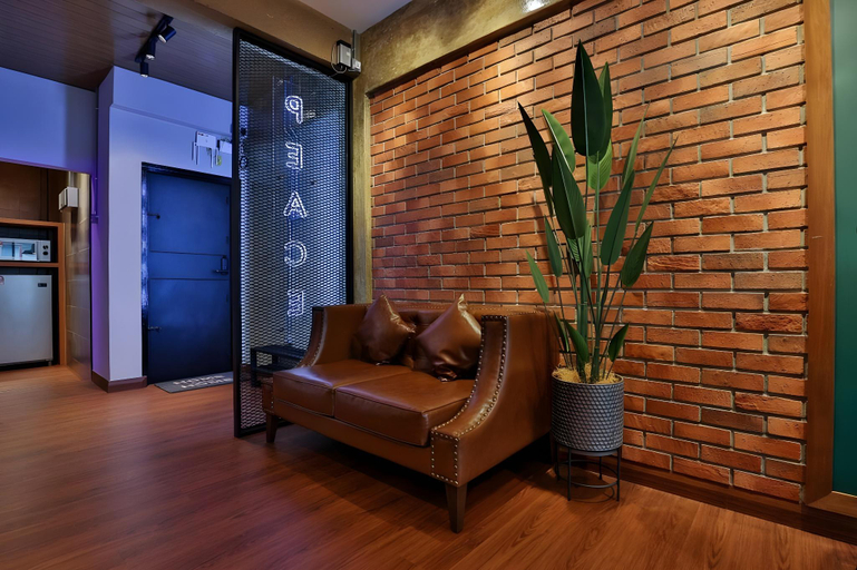 Others 5, Industrial Concept Town Stay @Melaka 6pax/3BR/wifi, Malacca City