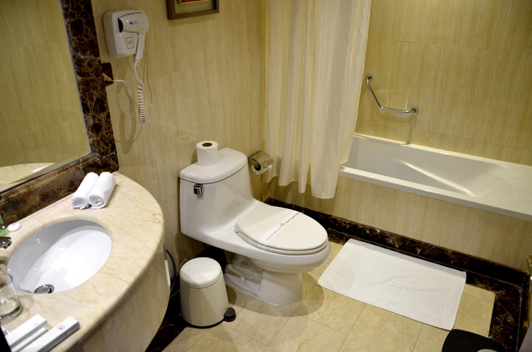 Bathroom 5, Crown Tower Hotel, Al Jubail
