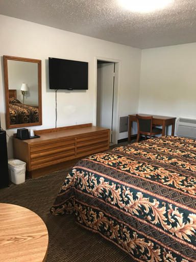 Others 2, Budget Inn, Rusk