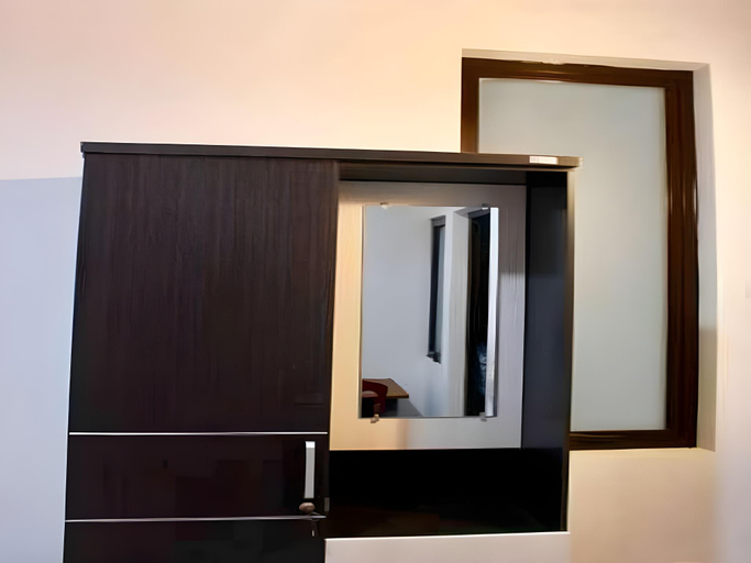 bathroom 11