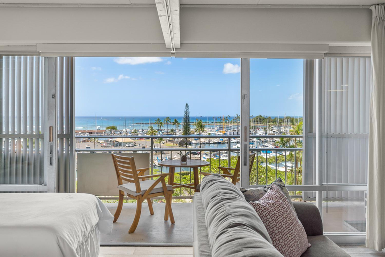 Others 5, Ilikai Hotel with Ocean View, Honolulu