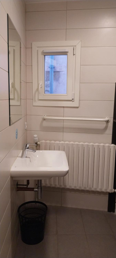 Bathroom 5, MIJE Marais - Hostel, Paris