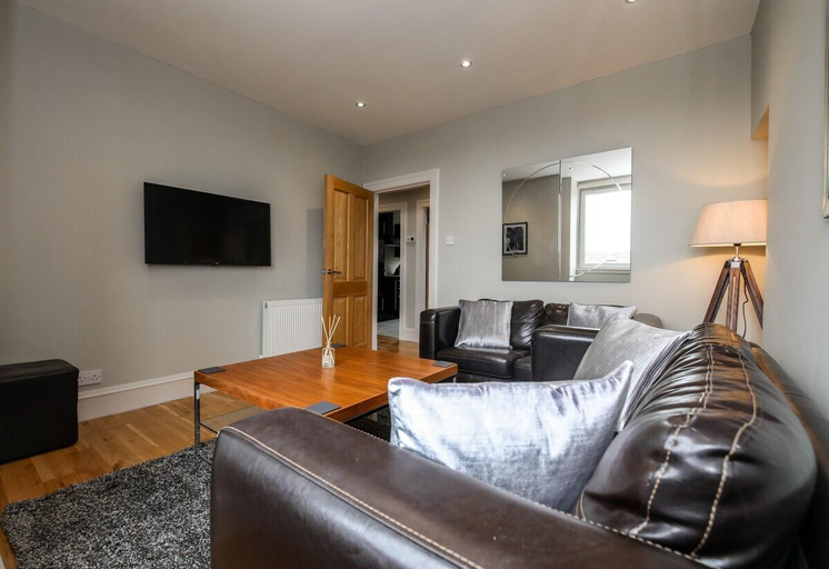 Others 5, Apartment F, Aberdeen