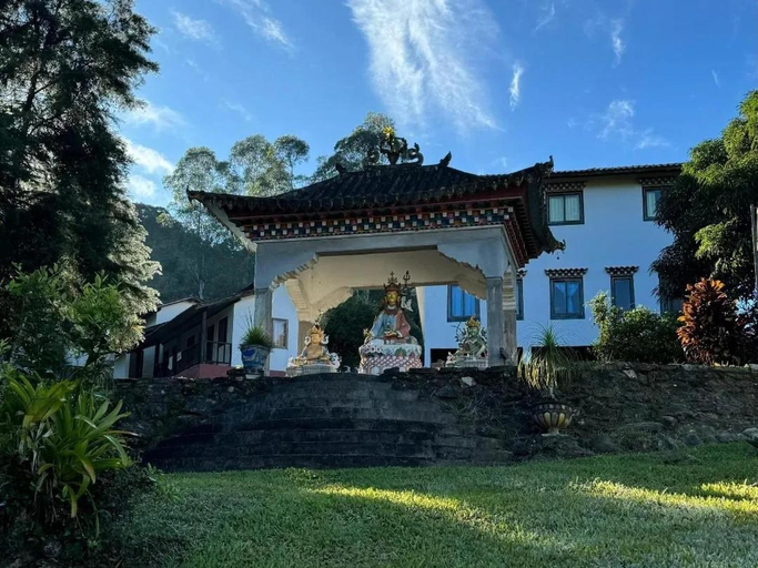 Others 4, Tibet Mantiqueira Suite, Resende