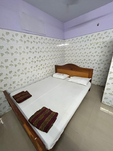 Others 5, Meera Lodge, Cuddalore