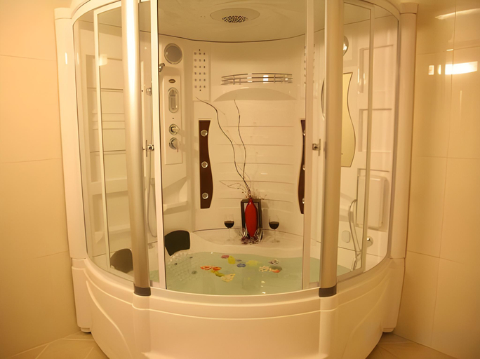 Bathroom, Dongbusan Spa Hotel, Gijang