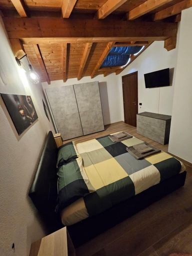 Bedroom 2, Affittacamere PuntoZero, Bergamo