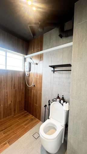 Bathroom 3, The Garden City Straits Condominium, Malacca City