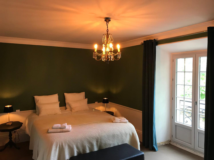 Bedroom 3, Chateau d Artigues en Provence, Var