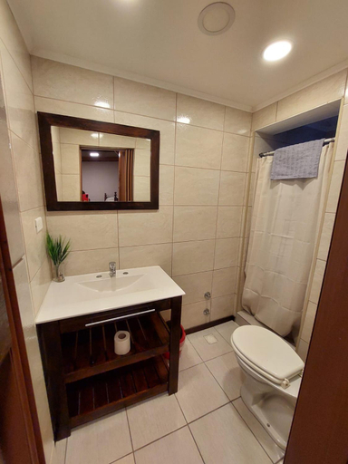 Bathroom 5, Las Cabanitas, Lago Argentino