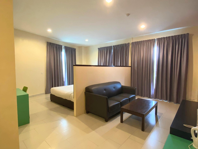 Bedroom 2, Hotel Mirage Port Dickson, Port Dickson