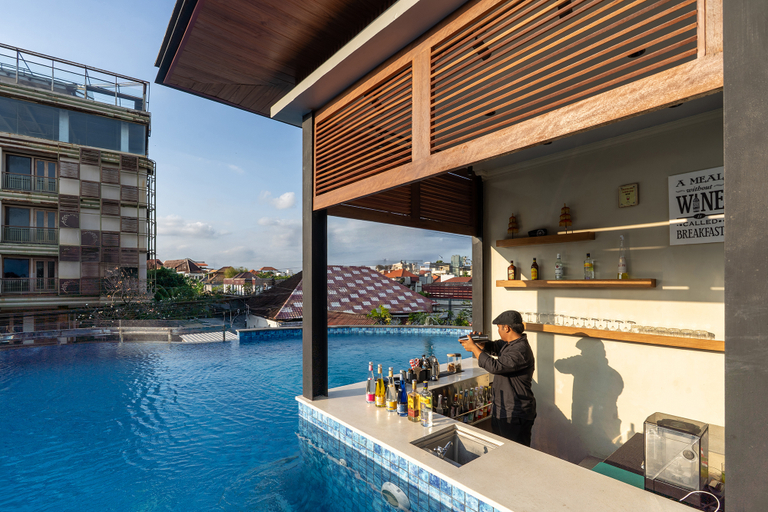 Sport & Beauty 4, Villa Kayu Raja, Badung