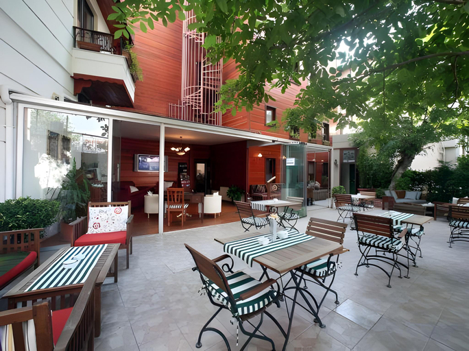 Food & Drinks 5, Garden House Hotel, Fatih