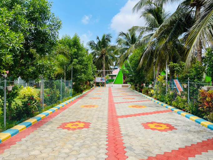 Others 4, GreenLeaf Resorts and Restaurant, Ramanathapuram