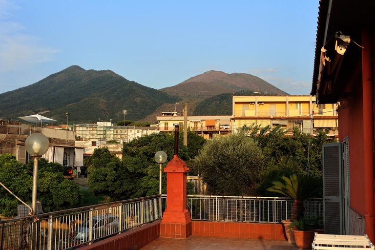 Others 5, La casa di Giulia, Napoli