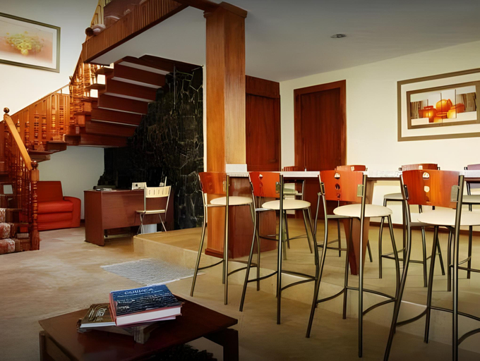 Others 5, Casa Lloret, Cuenca