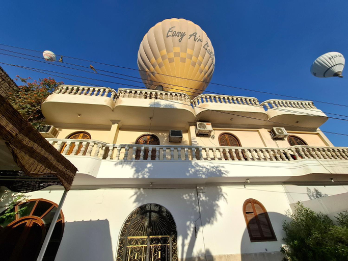 Others 5, West Bank Guest House, Luxor