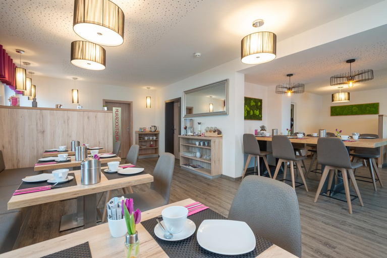 Others 4, Leinotel, Eichsfeld