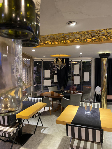 Food & Drinks 5, Hotel Golden Gate Topkapi, Fatih
