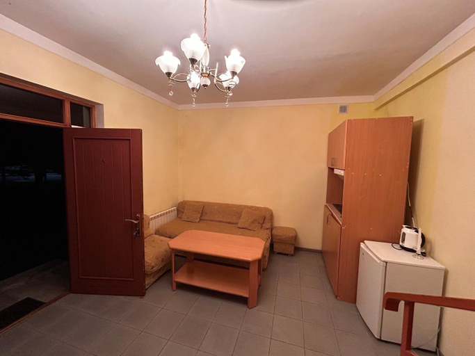 Bedroom 4, Cascade