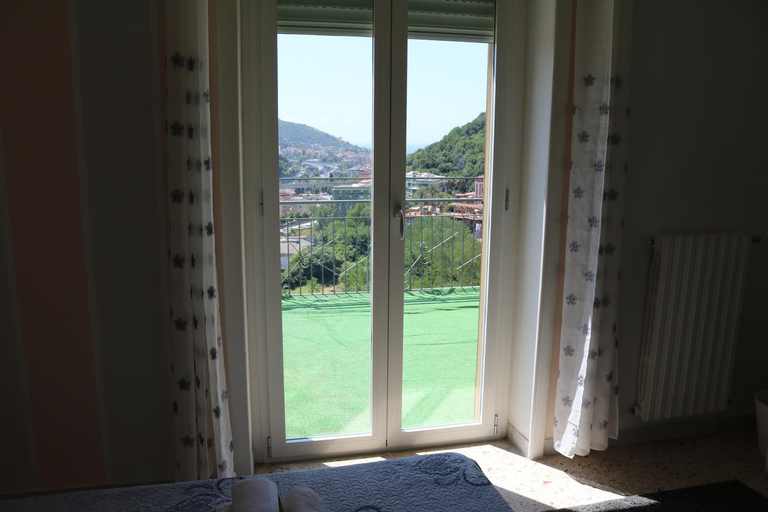 Others 5, B&B IRNUM, Salerno