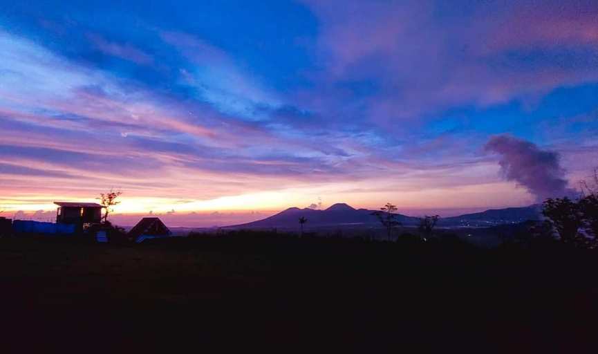 Others 4, Hollywood Hill Lengkoan, Minahasa