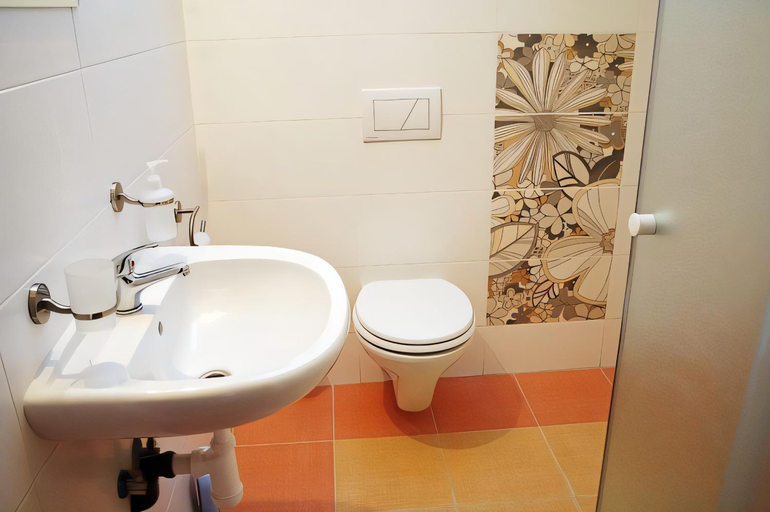 Bathroom 3, HotelRestaurantBowling, Trnava