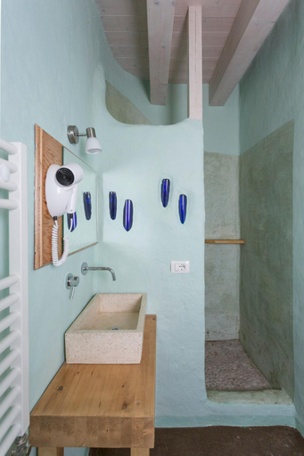 Others 2, Sempreverde Atelier B&B, Ragusa