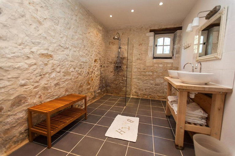 Bathroom 4, Gites du Chateau de Servanches, Dordogne