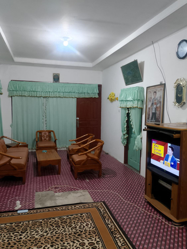 Others 4, Rumah, Agam