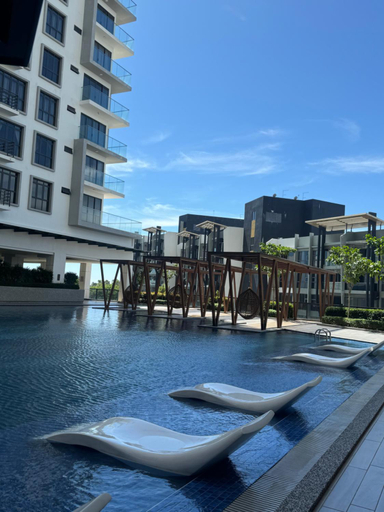 Swimming pool, K Avenue by SRI Stay, Putatan