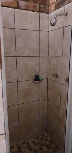 Bathroom, Koos se Tonteldoos, Waterberg