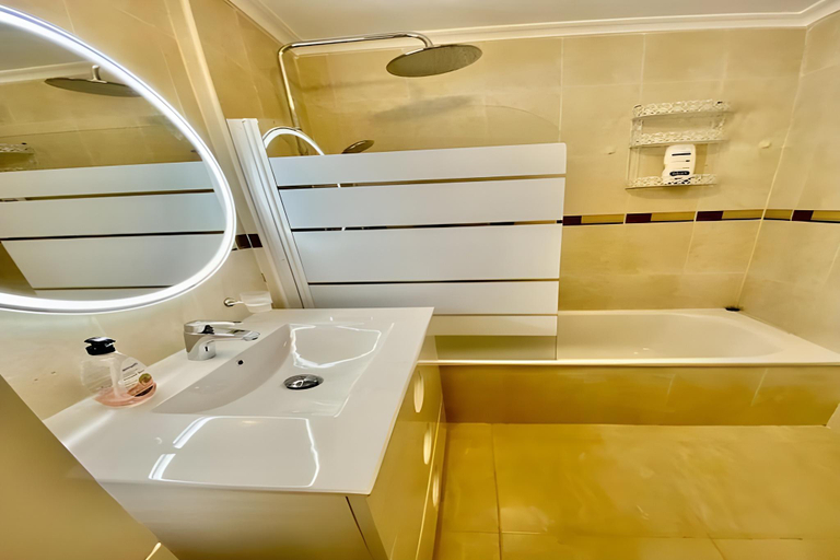 Bathroom 2, House in Torrevieja near Beach Pool, Alicante