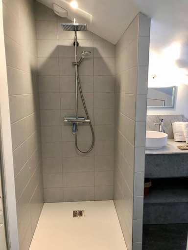 Bathroom, La ferme aux glycines, Haute-Saône