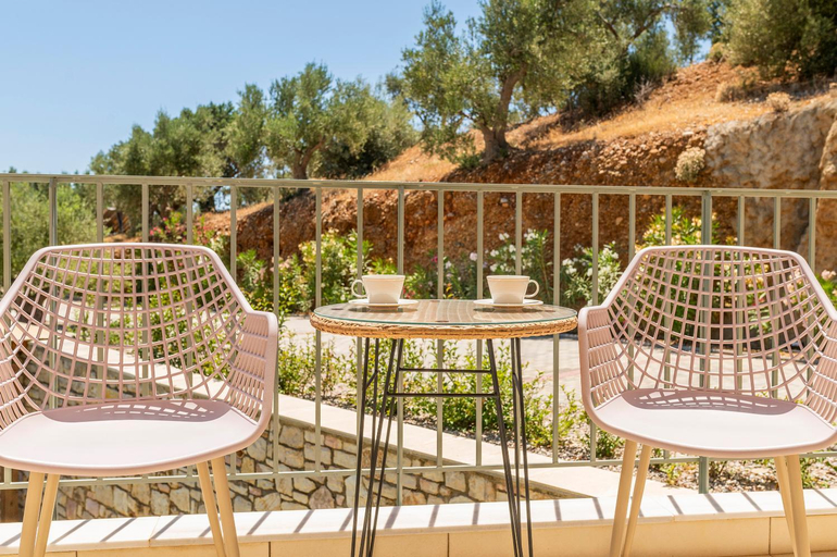 Others 3, ALMA HILLS Gialova, Peloponnese