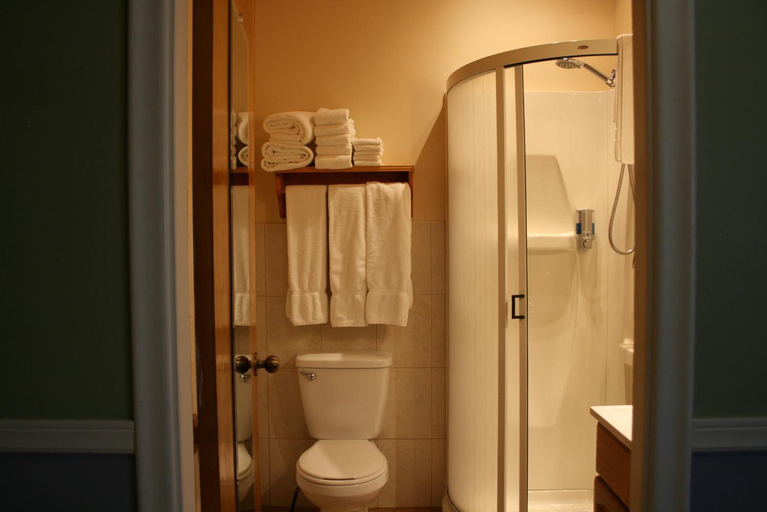Bathroom 3, Auberge Presbytère Mont Lac-Vert, Lac-Saint-Jean-Est