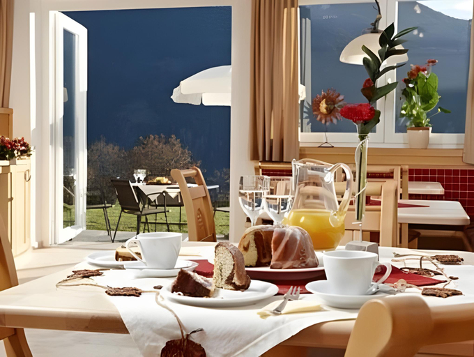 Food & Drinks 5, Alpenhof Apartments, Zell am See