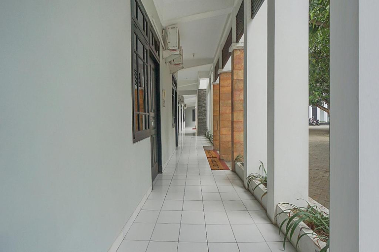 Others 5, Hotel Palem Garden, Tulungagung