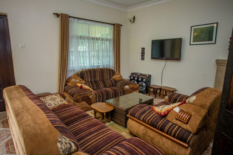 Public Area 2, Tuzza Hotel, Igara