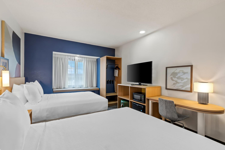Bedroom, Spark by Hilton Wilkes-Barre, Luzerne